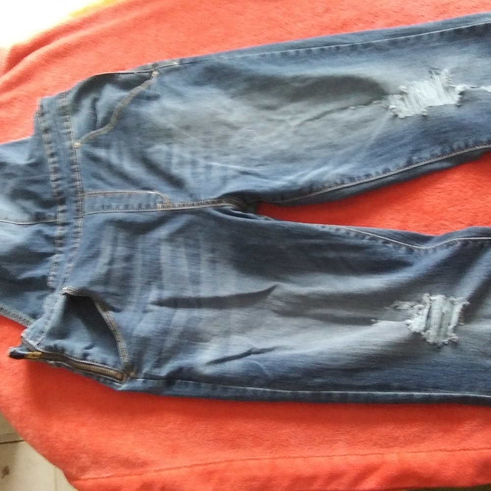 Overalls - Picture 5 of 7